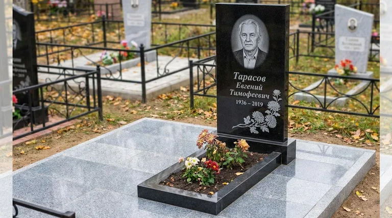 Памятник с гравировкой хризантем — выполненная работа «Тарасов» в Липецке