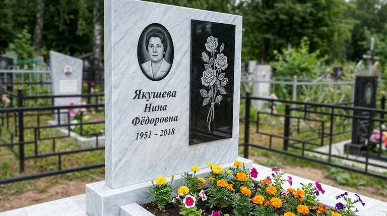 Памятник с гравировкой роз — выполненная работа «Якушева» в Липецке