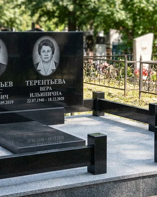Премиум памятник под ключ с золочёной гравировкой в Липецке