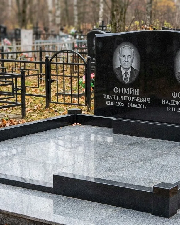 Премиум-комплекс под ключ с вазами и скамьёй в Липецке