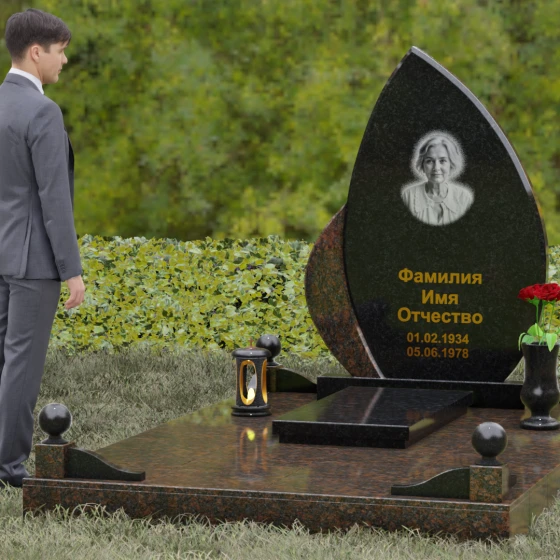 Светский комбинированный памятник в Перми