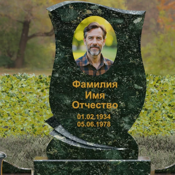 Гранитный вертикальный памятник в Самаре, гранит Балтик грин