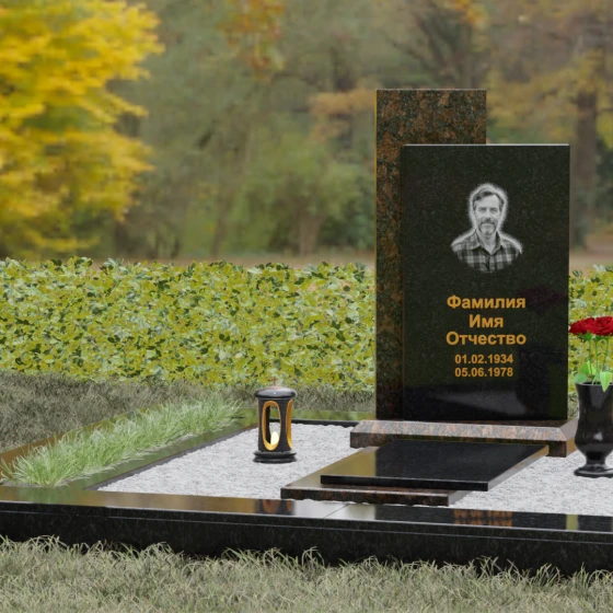 Памятник вертикальный из гранита в Волгограде, гранит Габбро-диабаз, вид 4