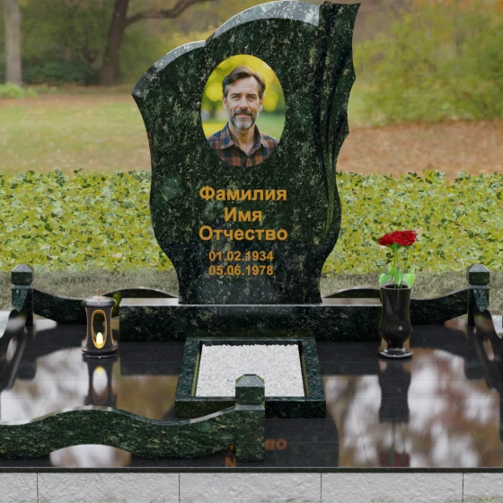 Гранитный вертикальный памятник светский в Перми, гранит Балтик грин, вид 2