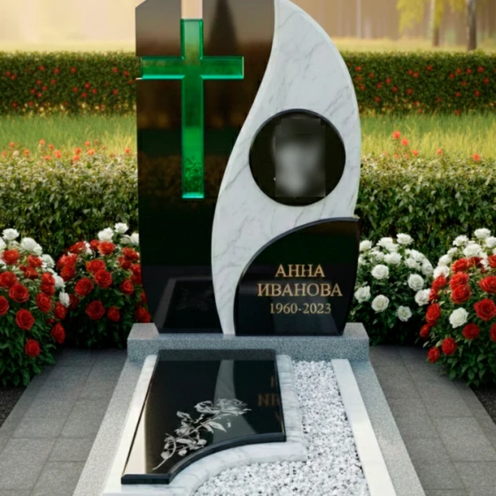 Православный вертикальный комбинированный памятник в Казани, гранит Габбро-диабаз